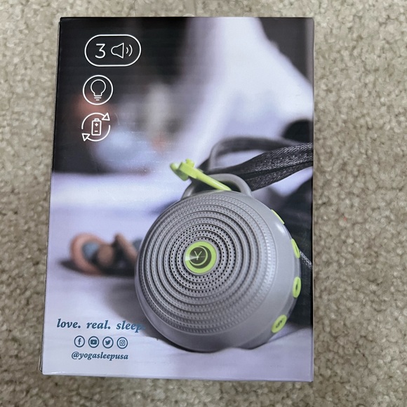 Portable sound machine - Picture 1 of 3